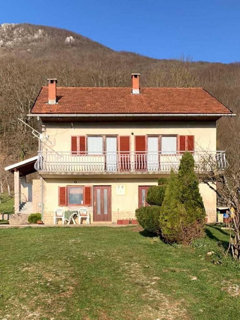 Secluded Srb, Zagora - 22245 * Srb